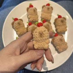 5pcs Finished Product 4cm DIY Mini Cute Capybara Knitted Keychain Gift Handmade Crochet Pendant Creative Bag Sewing Accessories