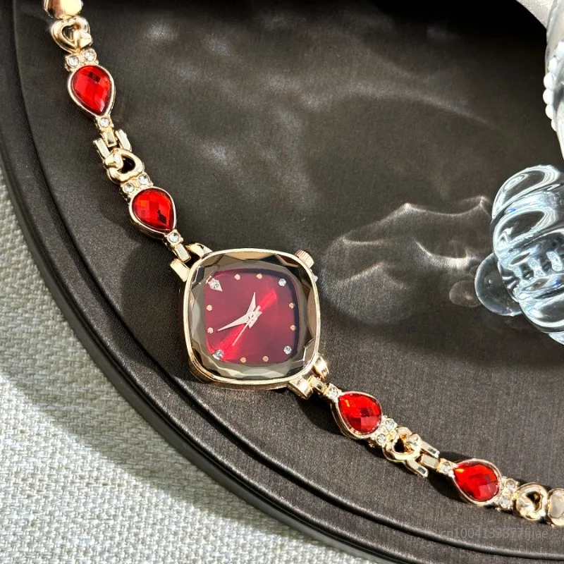 ساعة نسائية ماركة عصرية مرصعة بالألماس خفيفة فاخرة سوار من الأحجار الكريمة ساعة كوارتز ساعة نسائية Reloj جديد 2025 #3