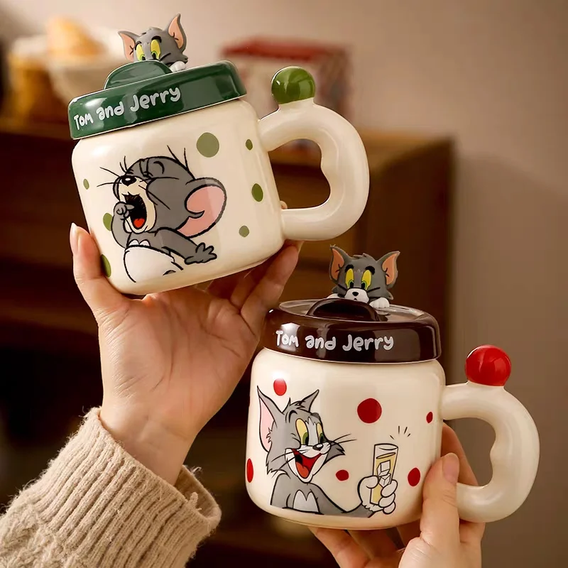 متوفر 560 مل كارتون أنيمي توم وجيري كوب ماء سيراميك للزوجين ماكياج منزلي لطيف الإفطار كوب قهوة بالحليب هدية عيد ميلاد