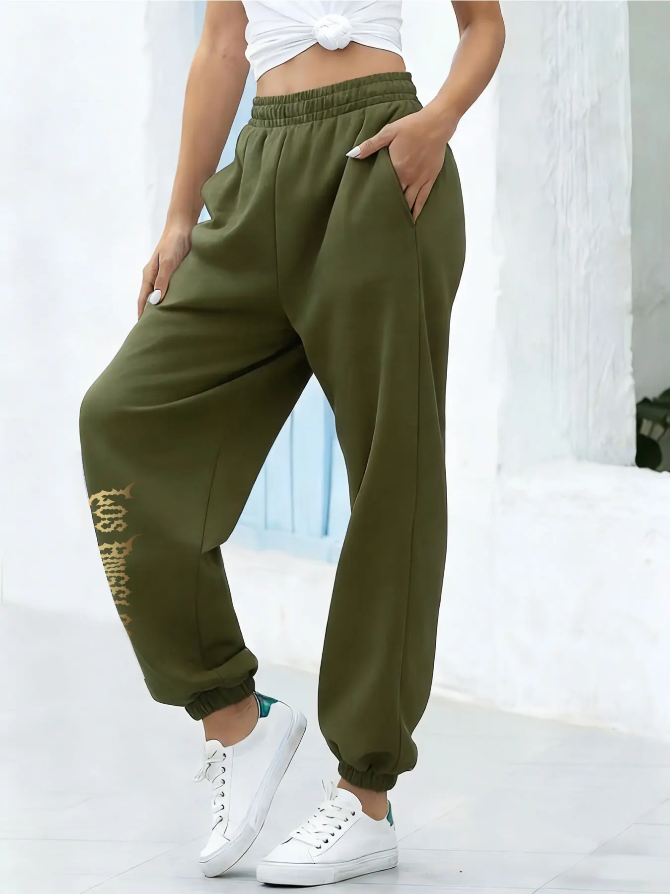 Casual Pants, a Must-Have for Fashion Trends. New Wide-Leg Casual Pants for Women for Spring and Autumn. Simple and Elegant Cut, Straight Fit, Suitable for Office, Dating, and Various Occasions. Nine-Point Length Pants for Spring and Autumn, Women's Clothing