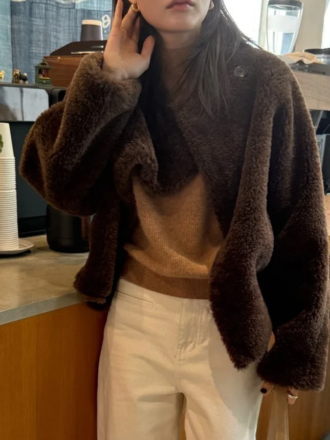 Faionable-Chaleco de piel de cordero de lujo para mujer, abrigo de piel y piel entallado con calidez, novedad de invierno, soporte coreano Sle