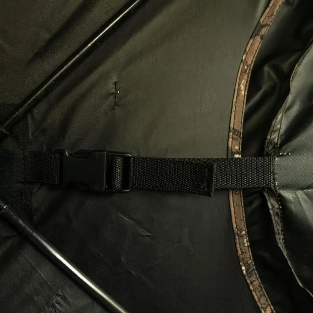 향상된 은폐 및 편안함을 위한 일방향 메쉬 사냥용 블라인드