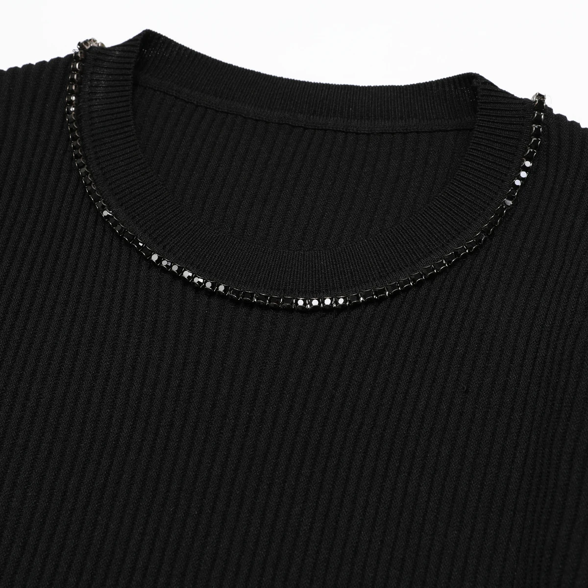 LEOSOXS New Autumn Fashion Women Knitted Hollow V Neck Nail Drill Horn Sleeve Top Coat Matching Skirt Commuter Outfit
