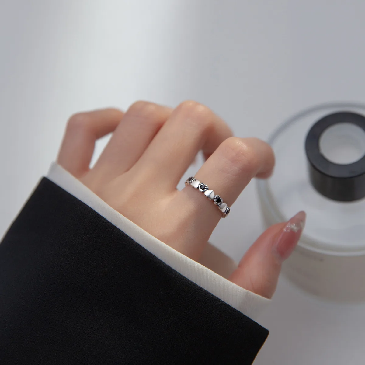 100% Solid 925 Sterling Silver Resiazble Rings Black Cute Heart-Shape Gem Crystal Retro Style Chic Women's Jewelry