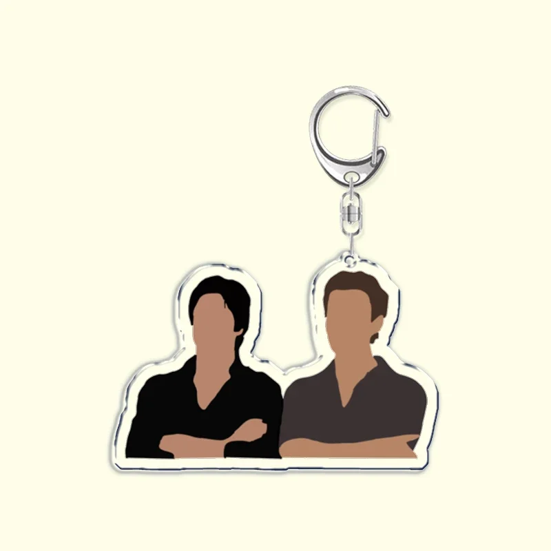 Porte-clés en acrylique The Vampire Diaries, accessoires de sac, pendentif, porte-clés, bijoux, cadeau de couple, Damon, Elena, Stefan