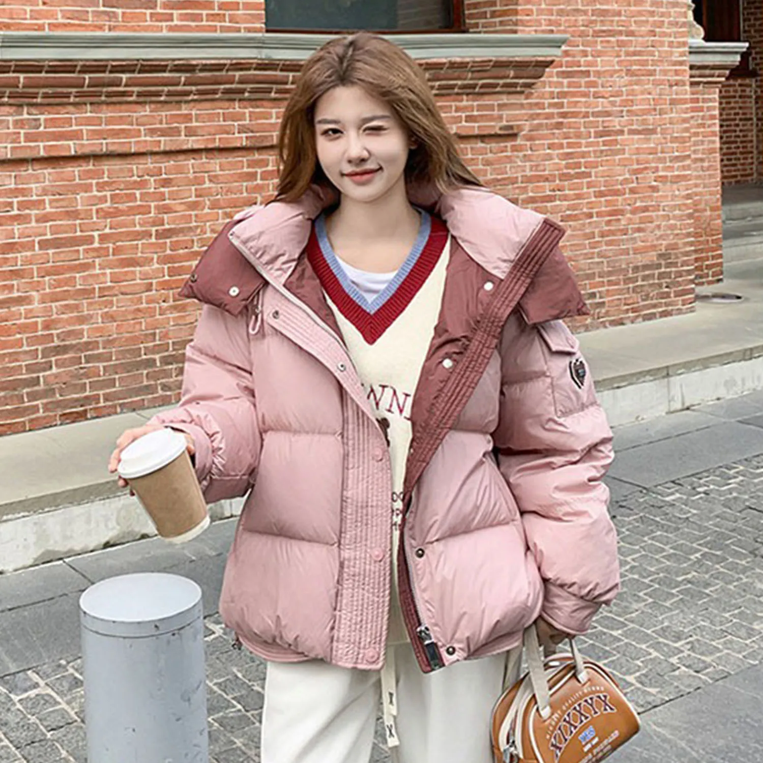 Korean Pink Contrasting Short Down Jacket for Women 2024 New Autumn Winter Jacket Hooded Thick White Duck Down Bread Jacket