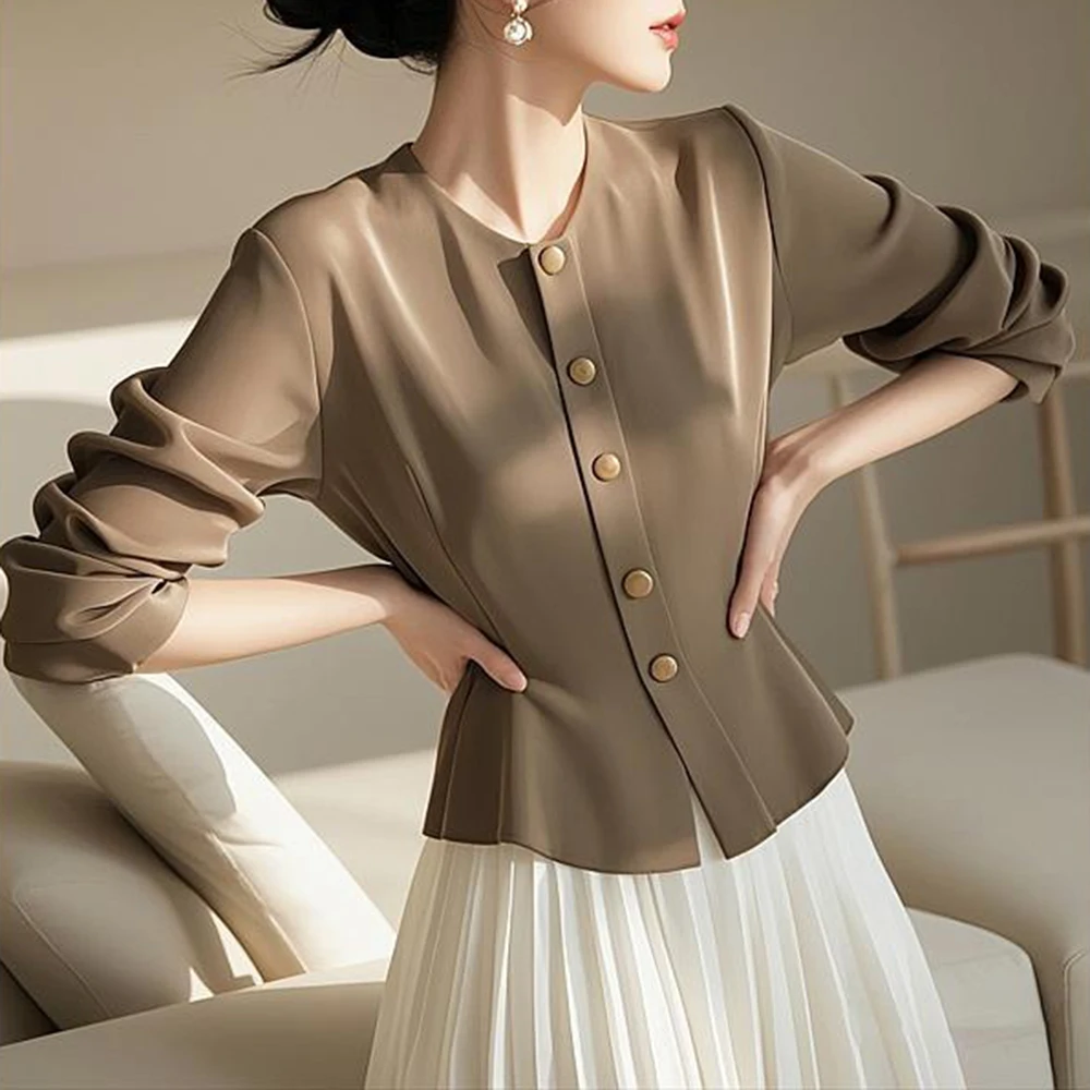 2024 Early Autumn New Women's White Pinch Waist Long Sleeve Shirt Shirt Cold Department High-end Unique Chic Top
