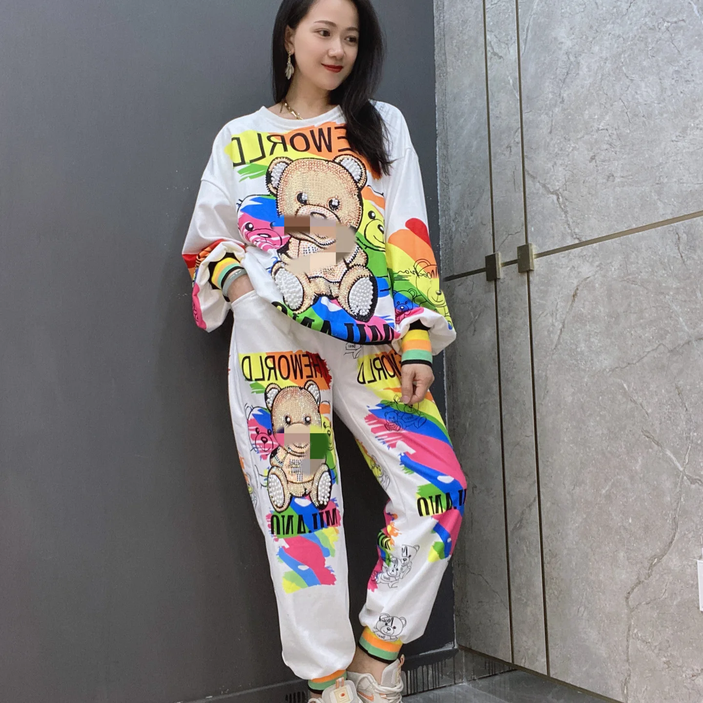 2025 New Spring Autumn Hoodie Two-piece Sets Women Hot Drilling Cute Bear Printed O-neck Pullover Top + Casual Harem Pants Suits