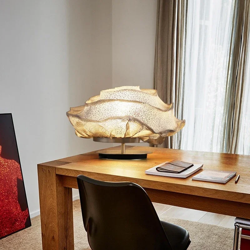 ALBERT  Nordic Table Lamp Fashionable Modern  Living Room Bedroom Creative Tulip Flowers LED Decoration  Desk Light