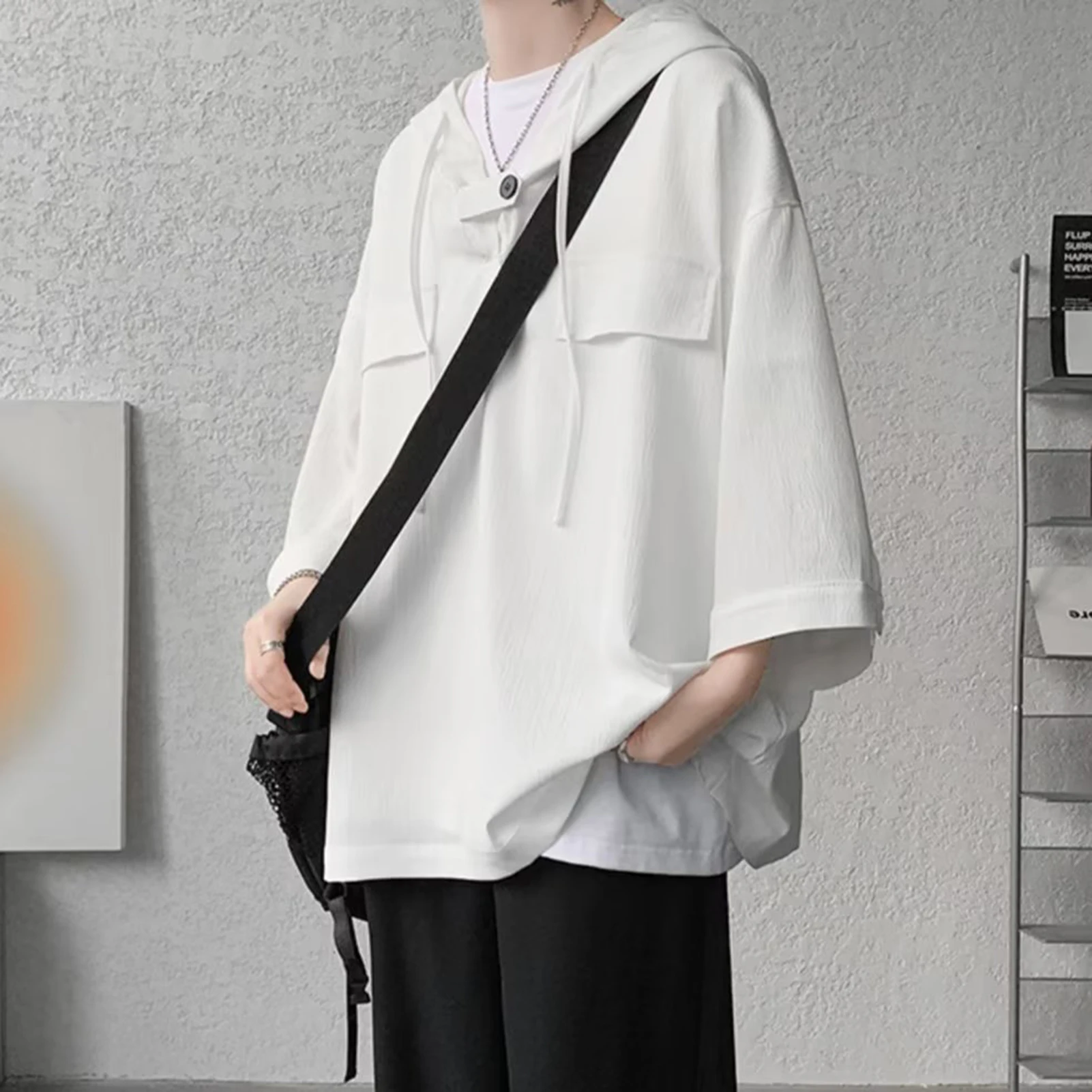 Summer Hooded T shirt Men Korean Half Sleeve Pullover Streetwear Loose T-shirt Tops Drawstring Men Clothing
