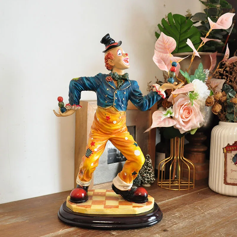 

Resin Painted Crafts Acrobatic Performance Clown Figurine Collection Fun Ornament Store Office Sculpture Craft Living Room Decor