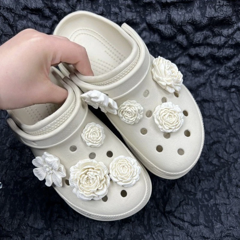 Elegant White Peony Flower Hole Shoes Charms for Cute Cartoon Handmade Charms Designer Quality Garden Shoe Decoration Girl Gift