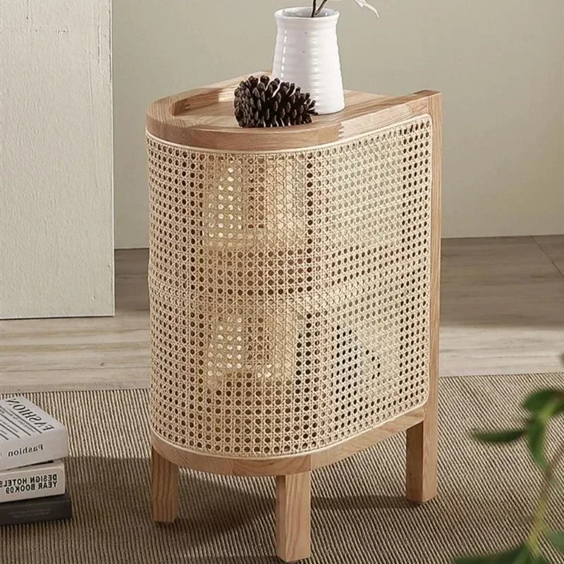 منضدة حديثة إسكندنافية تصميم تخزين طاولة بجانب السرير خشبية مساعدة صغيرة موجزة أثاث منزلي ياباني Mesitas De Noche