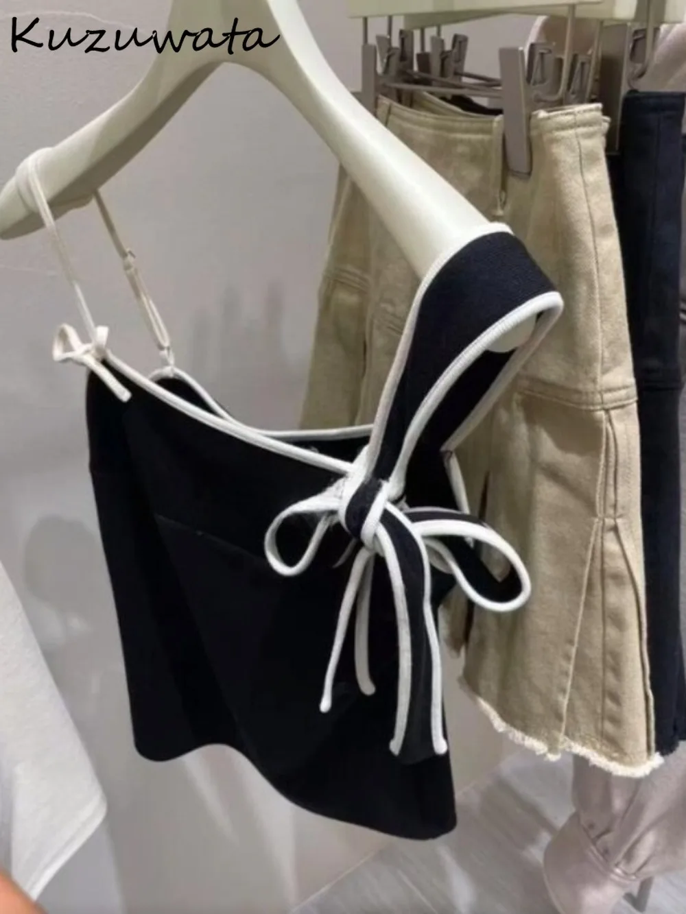 

Kuzuwata Early Autumn New Asymmetric Bow Sling Lace Up Sweet Panelled Spice Girls Vest Japan Slim All-match Designed Casual Tank