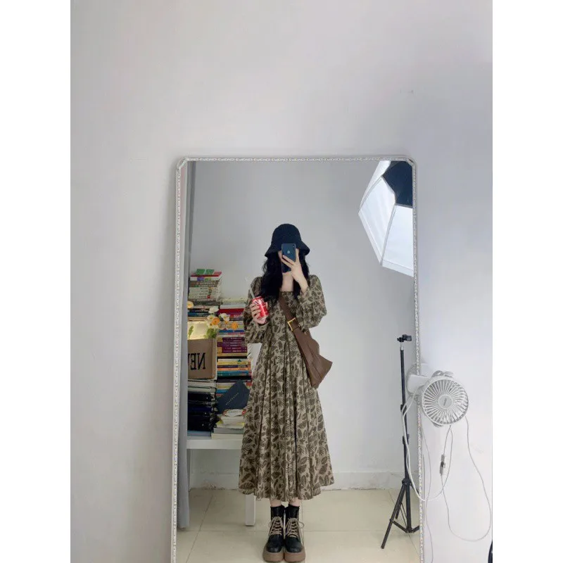 

Early Autumn High end Feeling Milk Series Dressing Light Mature Style Retro Knitted Cardigan Floral Dress Two Piece Set