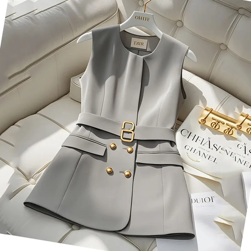 

This Year's Popular Explosion Vest Is Unique Chic And Super-Beautiful Thin Grey Vest Spring Summer 2025 Sleeveless coat