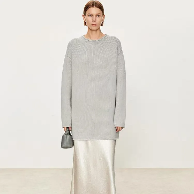 

Round Neck Long-sleeved Minimalist Stacked Hemmed 100% Wool Sweater Top with Chain Stitch for Autumn and Winter