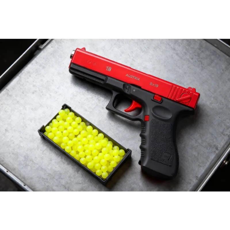 لعبة G18 المصنوعة من خليط معدني تعمل بالرصاص البلاستيكية بقوة كبيرة ونطاق طويل هو أفضل مسدس لعبة هدية لأعياد ميلاد الأطفال