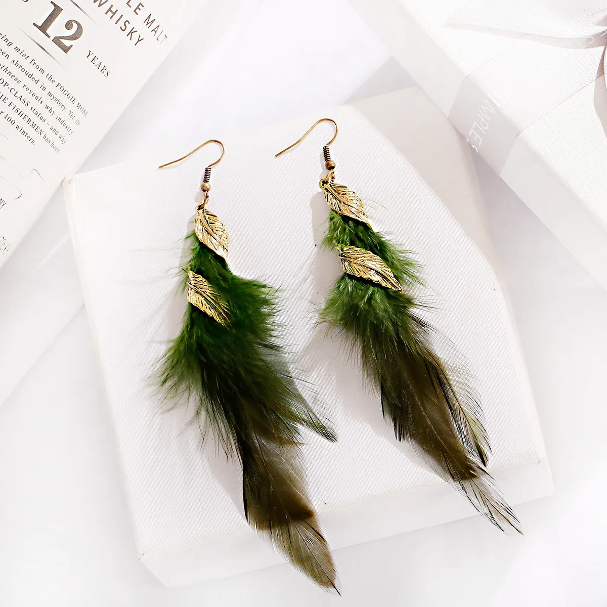 Bohemia Fashion Feather Earrings For Women Gold Plated Rotating Leaves Multicolor Tassel Long Feather Earrings Wedding Jewelry