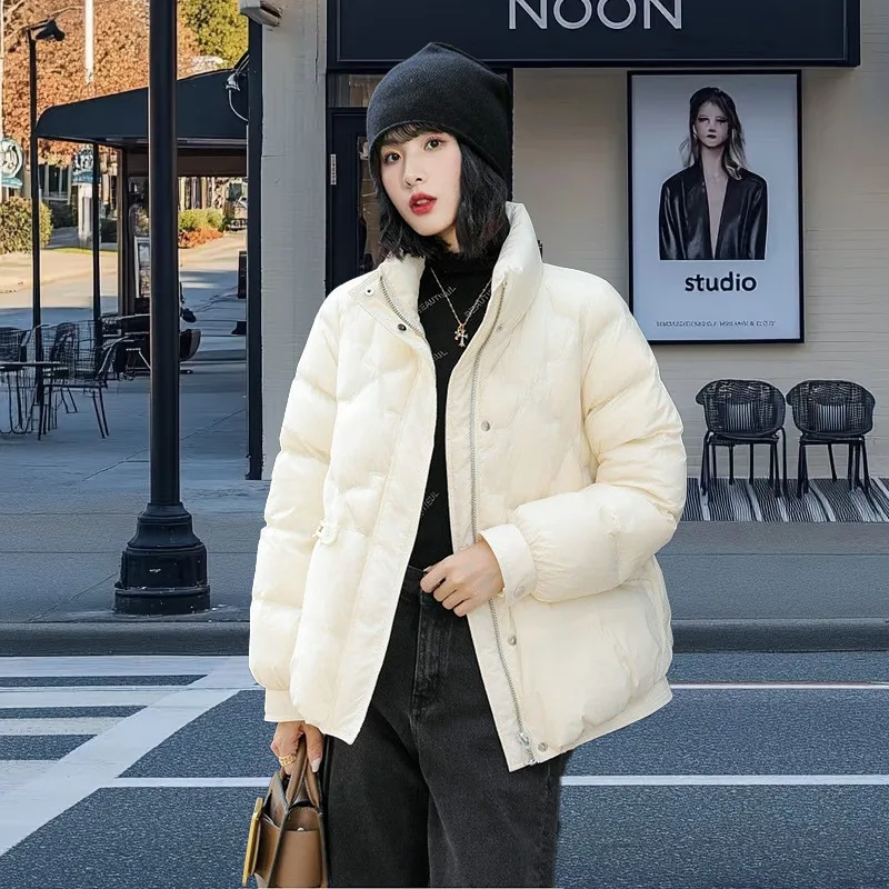 

Женская короткая утепленная пуховая куртка, зимнее модное стеганое пальто на подкладке, стандартный крой, длинный рукав, застежка-молния