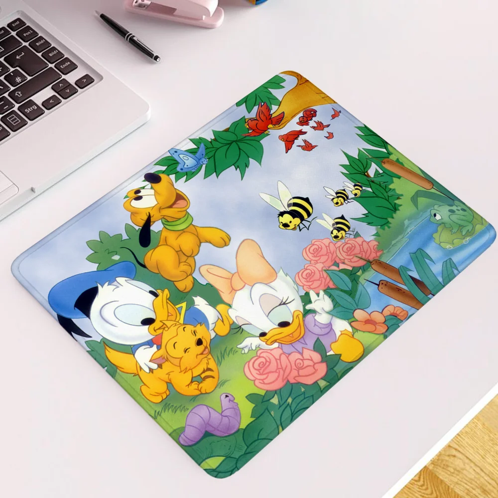 Donald Duck Keyboard Pad Small Mouse Gamer Girl Gaming Laptop Table Mat Pc Accessories Desk Accessory Game Mats Mousepad Company