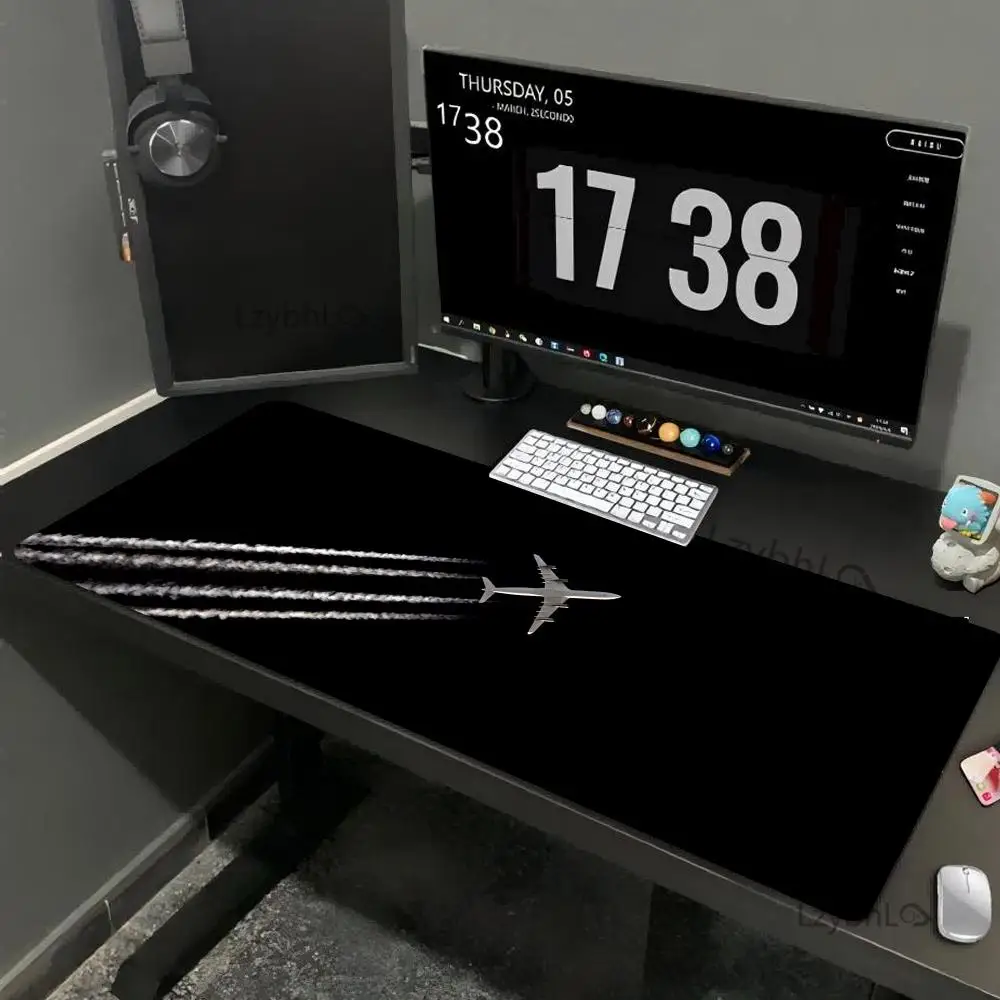 

Коврик для мыши с летающим самолетом, черный большой игровой коврик для мыши, противоскользящий резиновый коврик для стола, геймерский офисный компьютерный коврик, коврик