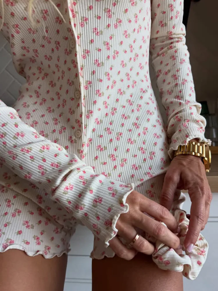 بدلة لعب نسائية غير رسمية من Ahagaga برقبة دائرية وأكمام طويلة مطبوعة واحدة الصدر ملابس منزلية ضيقة مزهّرة حلوة للسيدات