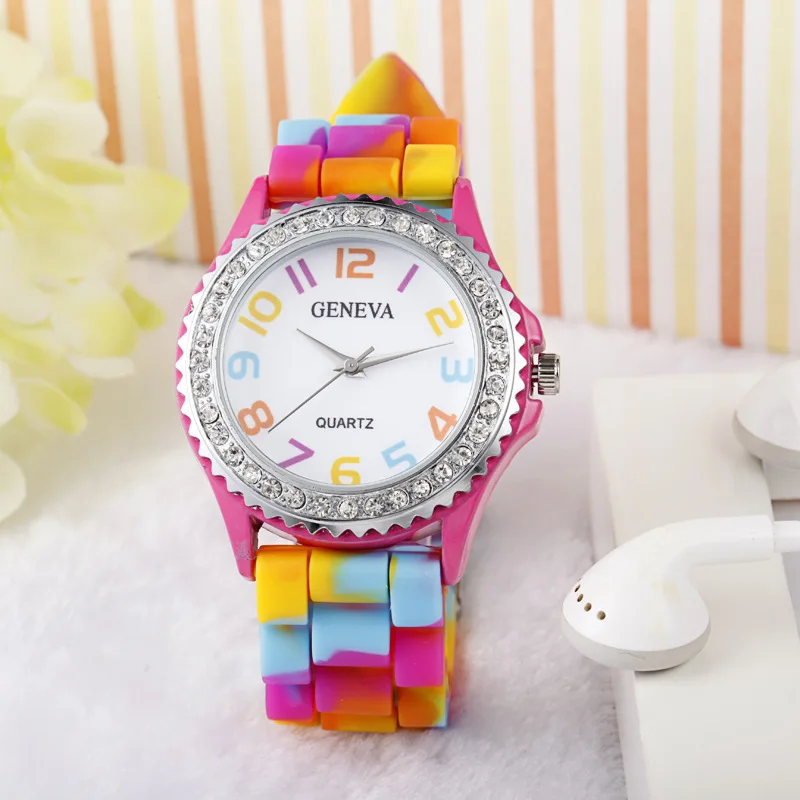 

Camouflage Silicone Strap Women Watch Rhinestone Color Watch Personalized Creative Fashion Quartz Wristwatch Clock Relogio Mujer