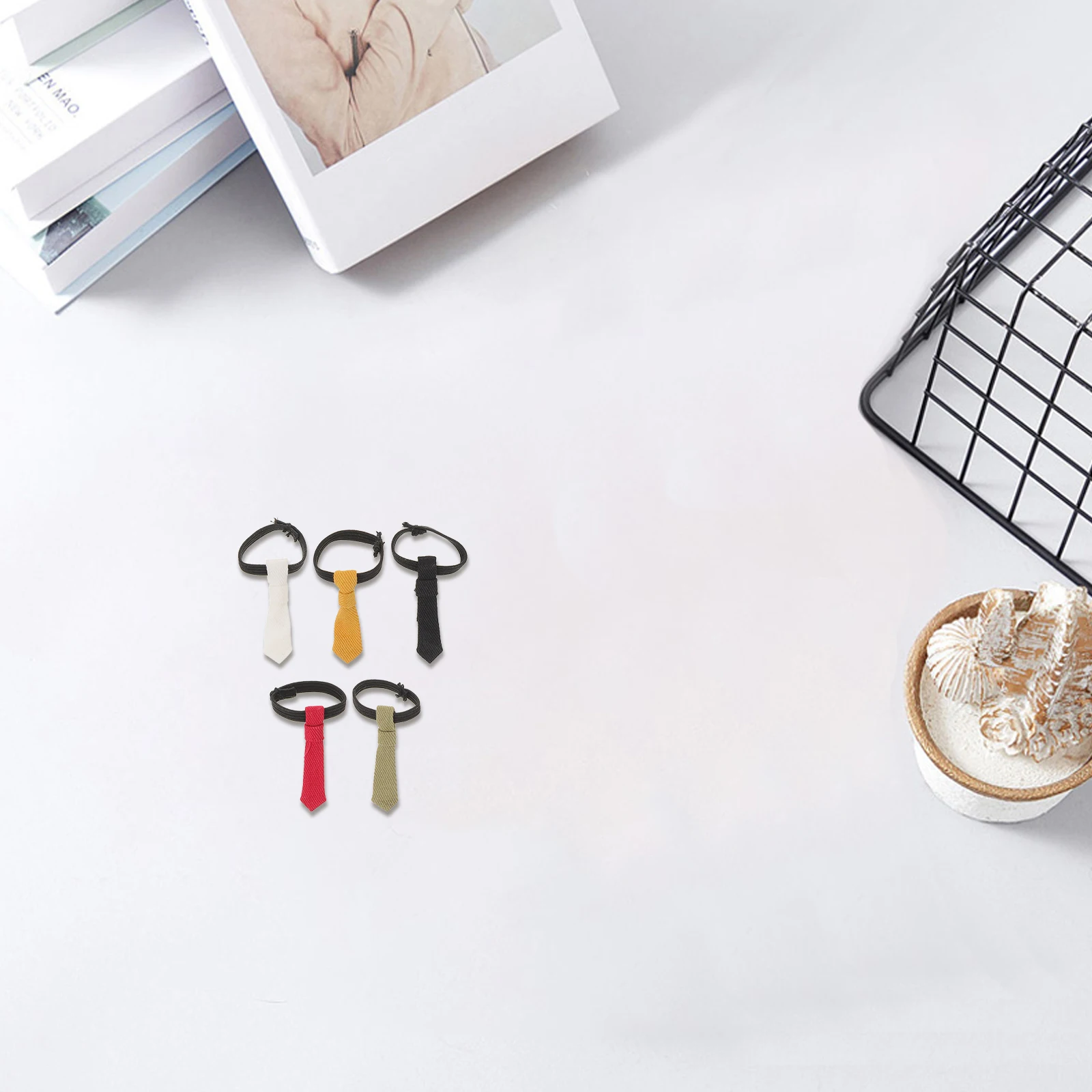 

5Pcs Bjd Neck Ties Mini Stylish Neckties for Dollhouse Bedroom Dress Up Accessories Pretend Play Mini Neck Ties