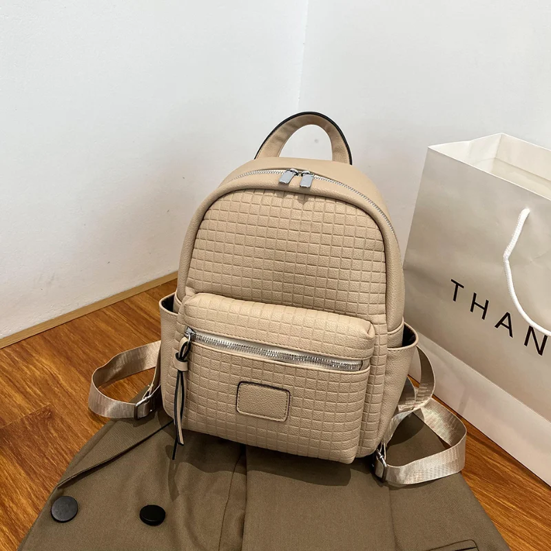 단색 캐주얼 신상 패션 심플하고 신선한 트렌디한 가벼운 대용량 백팩