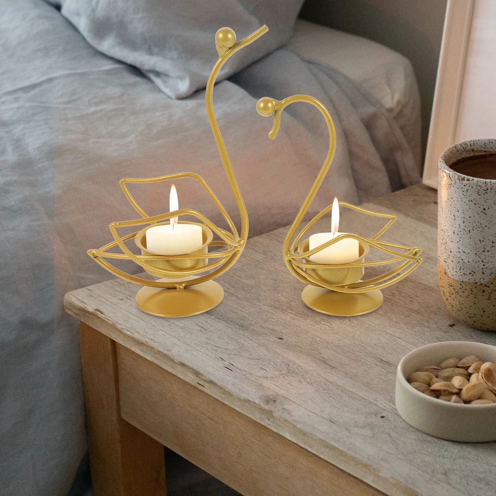

2 Pcs Holder Decoration Practical Pillar Candles Flash Chic Holders Desktop Candlesticks Wrought Iron Metal