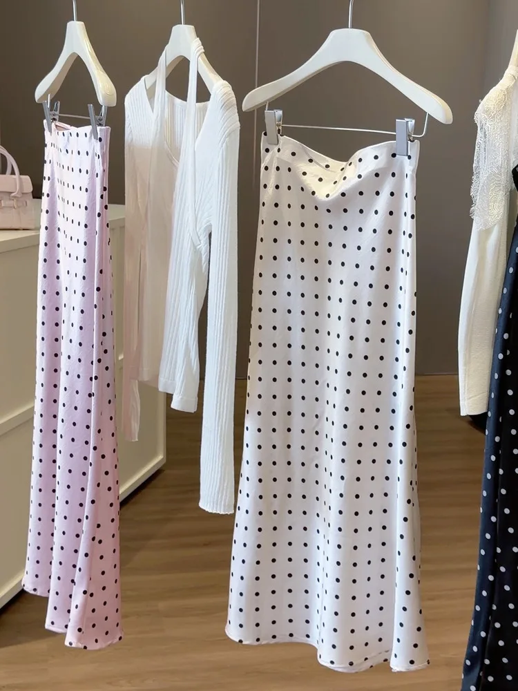 

2026 Summer Women's French-style Satin Polka Dot Skirt Elegant Fashion High-waisted Slimming Stylish Versatile Bodycon Skirt