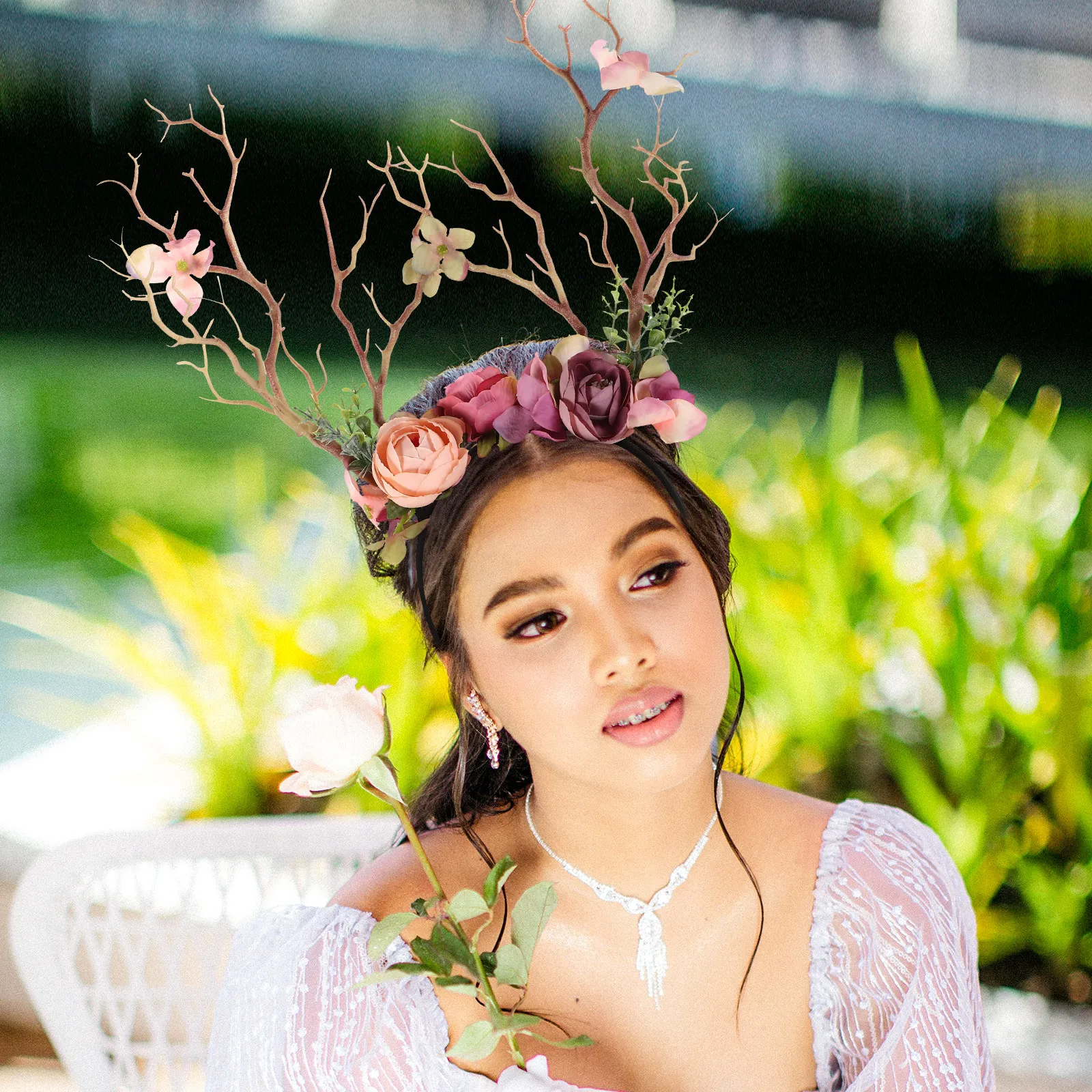 

Реалистичная повязка на голову с искусственными цветами, легкая, в виде короны, для фотосессий, костюмов, нарядов, для взрослых, в стиле феи