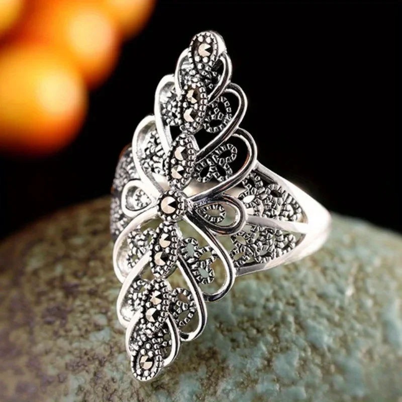 Women's Vintage Floral Court Style Open Ring Geometric Hollow Design Jewelry Men's Glamour Ring Holiday Hundred Matching Pieces