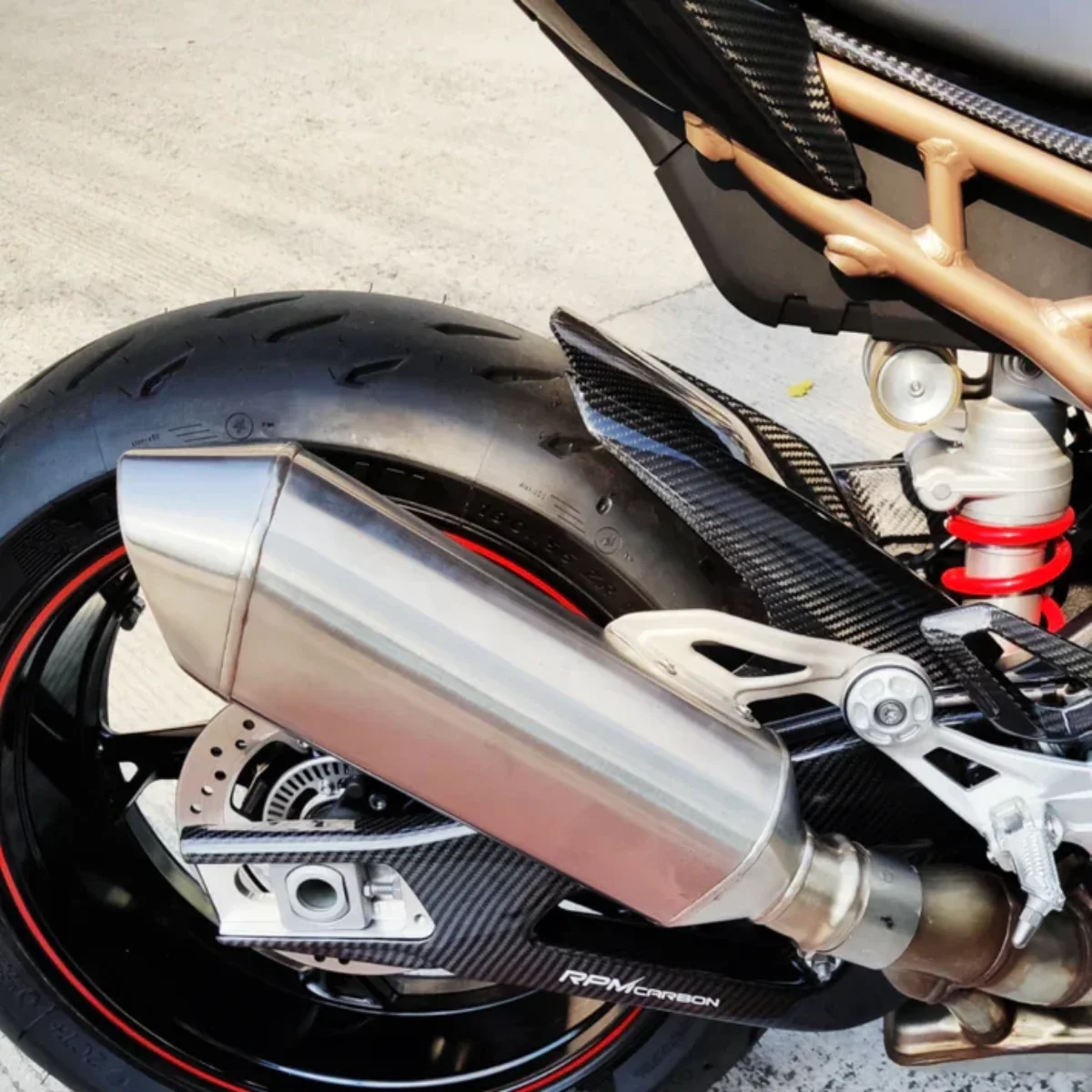 Carbon Fiber Motorcycle Accessories for BMW S1000RR 2019-2022 M1000RR S1000R 2021+ Rear Fender Chain Guard view 5