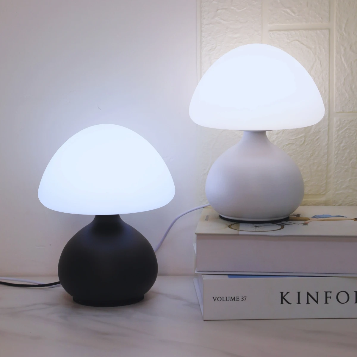 

Dimmable Mushroom LED Table Lamp, USB powered bedside and living room lamp, modern minimalist home desktop lighting