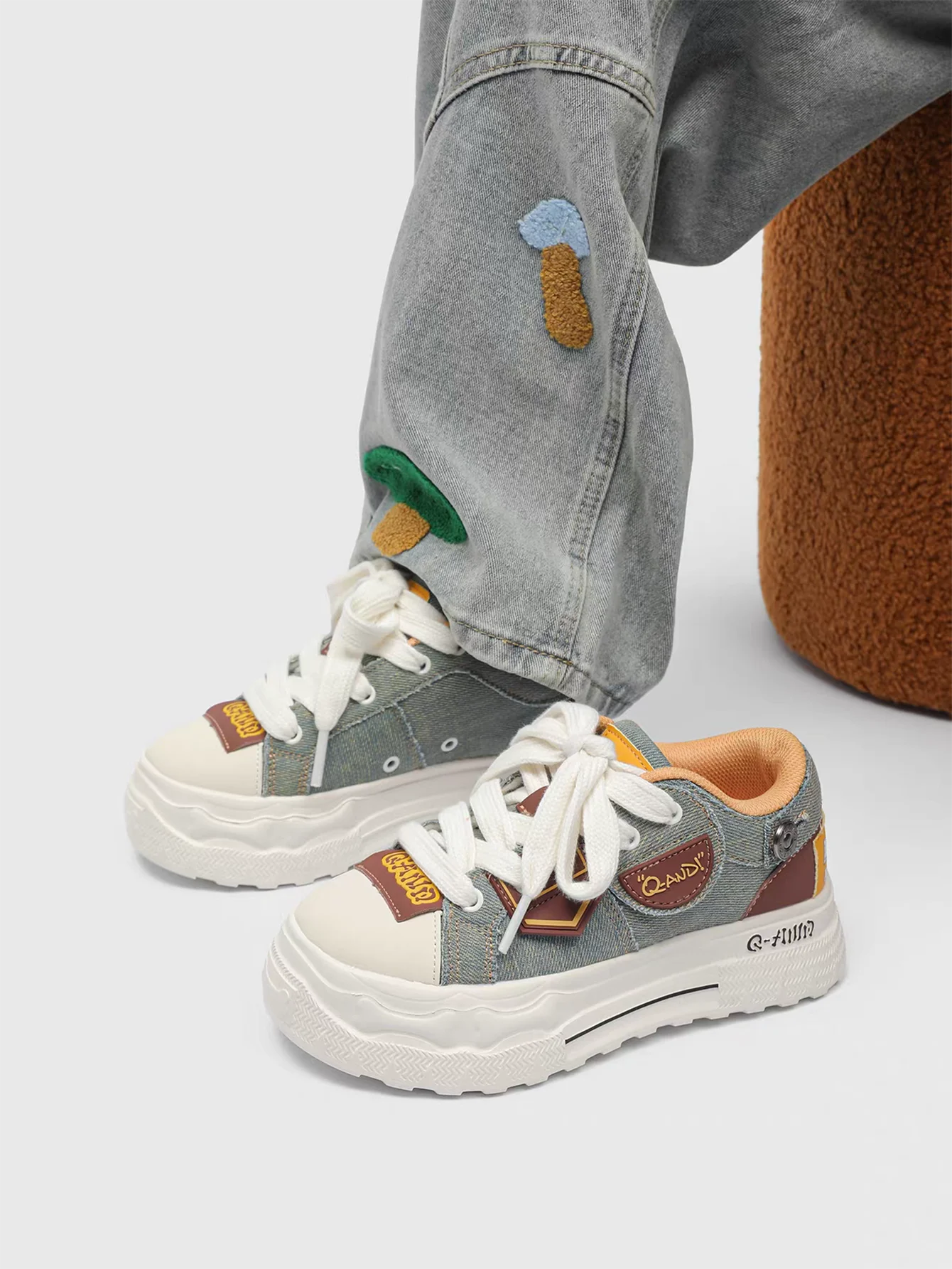 QAND Retro Cowboy Fabric Style Wear resistant Casual Skateboarding Shoes Thick soled Height Increasing Versatile Board Shoes