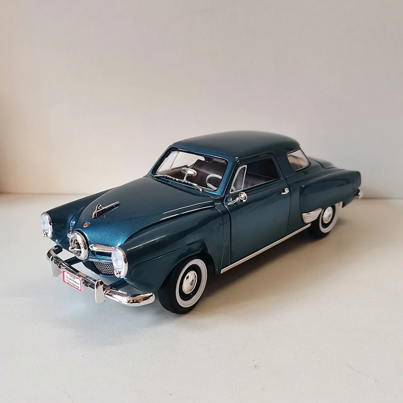 Luying 1:18 Scale Alloy 1950 Studebaker Champion Miniature Toy Vintage Car Simulation Diecast Classic Model Souvenir Display