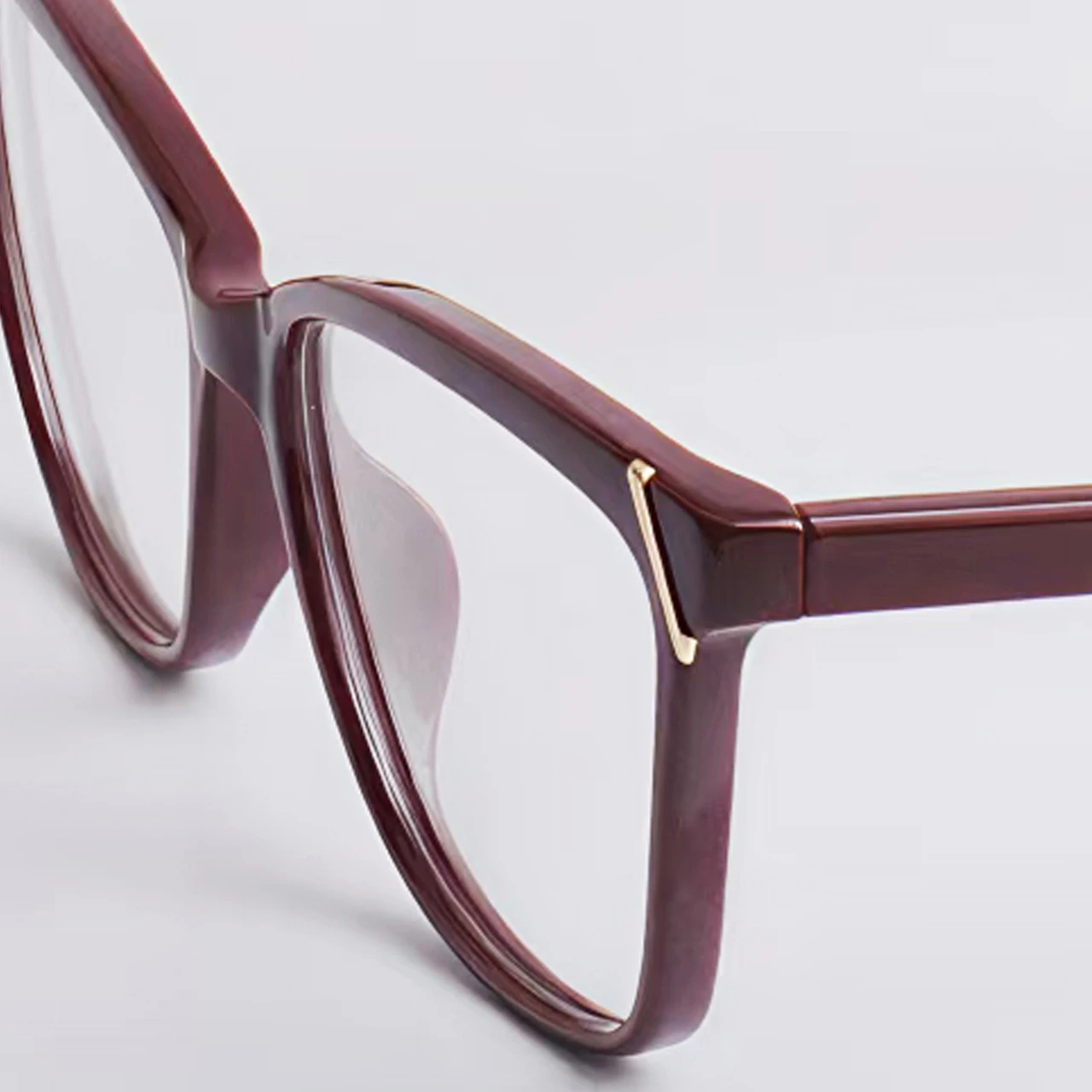 Fytoo Women's Reading Glasses, Rectangular Frame, Lightweight Tr Material, Stylish Burgundy Color, Comfortable for Daily Use