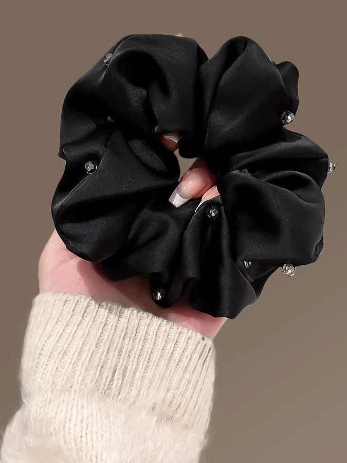 faixas-de-cabelo-pretas-de-cetim-com-diamantes-tiaras-simples-elasticos-de-cabelo-marca-lulucozy-nao-de-shopping-identica