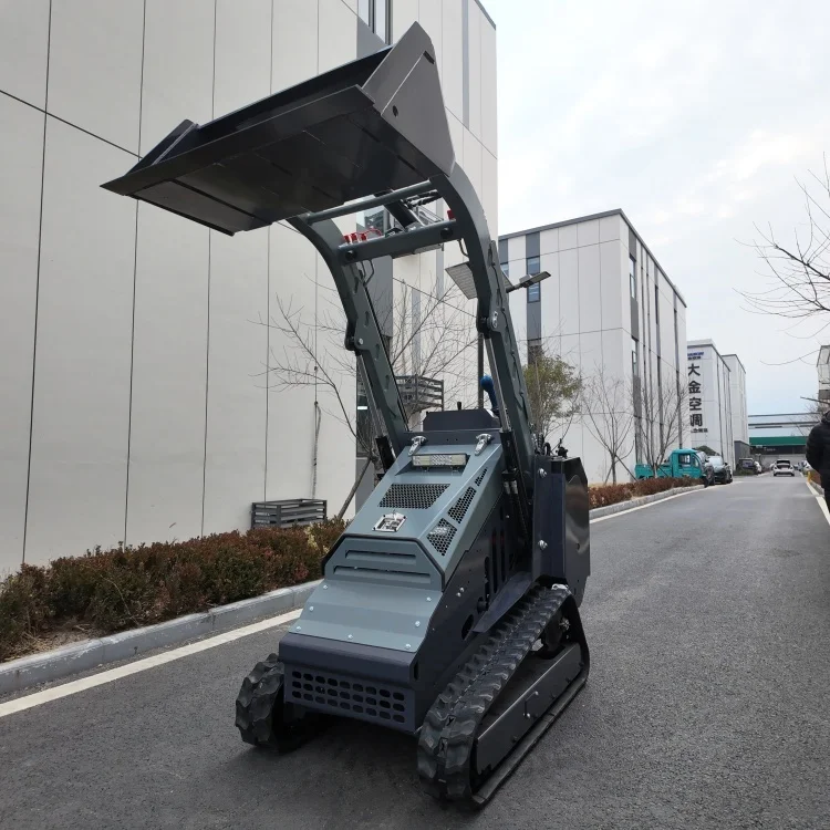 Hot Sale SDLOT 500kg Stand on No Cabin Wheel Skid Steer Loader Kubota CE EURO5 EPA Compact Hydraulic For Landscaping Jobs