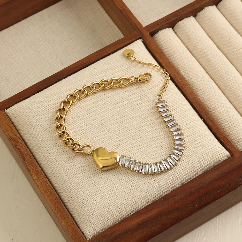 Conjunto de joyería de acero inoxidable Ins Trend, aros para las orejas de corazón dorado y plateado de dos tonos, cadena cubana circular, pulseras con dijes de corazón para mujer