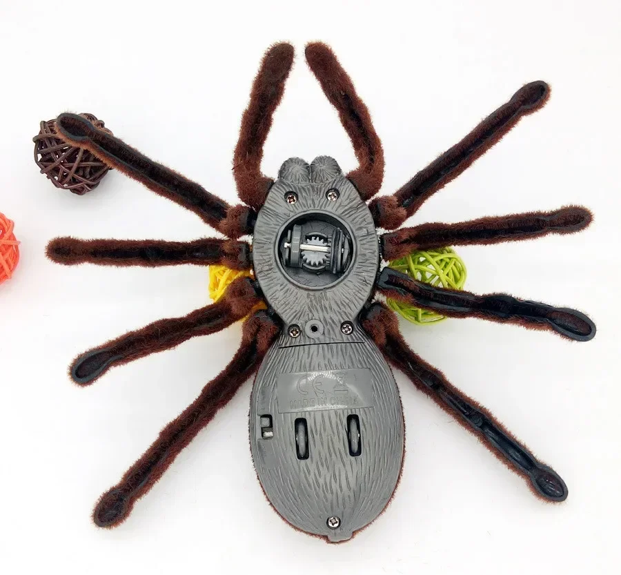 [Funny] Prank trick toy Infrared remote control flash spider animal toy Electronic pets RC simulation luminous tarantula model