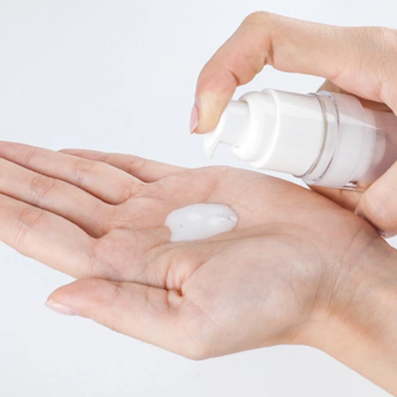 Tragbare 15ml-100ml Airless Kosmetik verpackungs flaschen Creme Vakuum druckpumpe nachfüllbare Flasche Reise behälter 1St