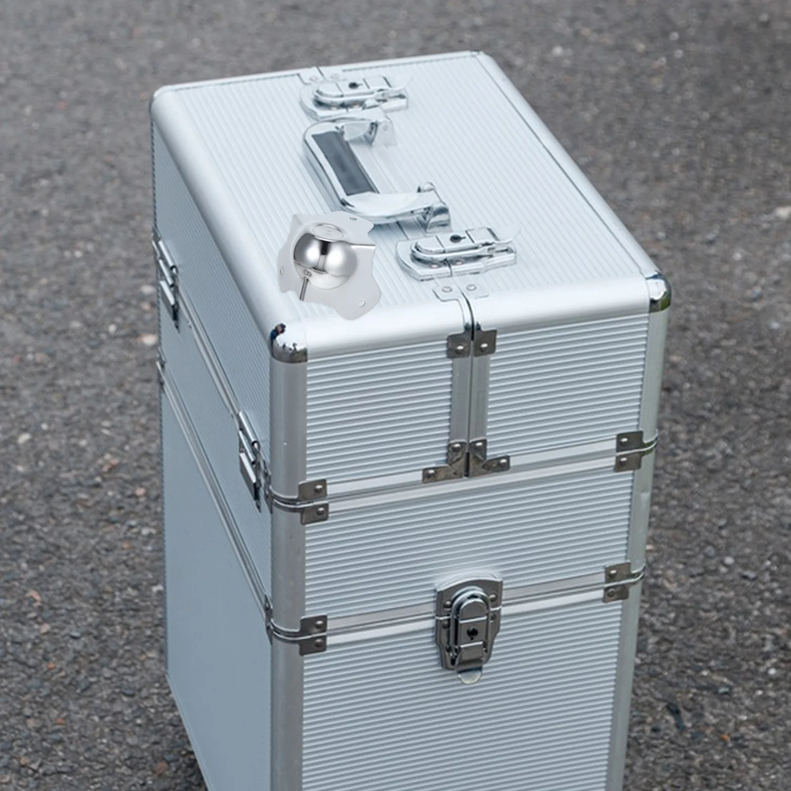 8 قطعة واقيات زوايا الكرة المعدنية لطاولات الأثاث والخزائن ومكبرات الصوت وحالات الطيران وواقي الحواف وحماية ركن الأجهزة