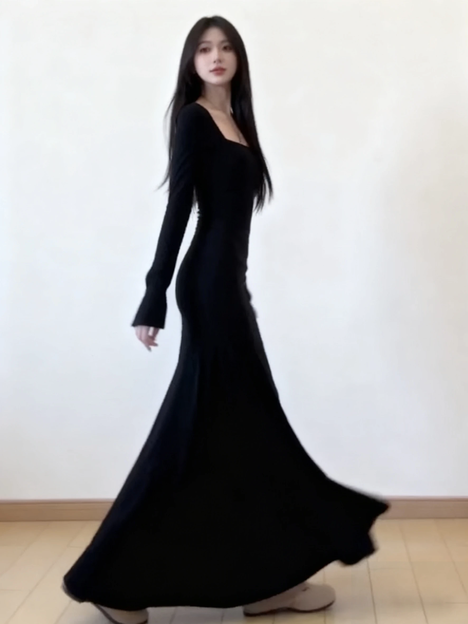 긴소매 여성 민사 결혼식 가을 니트웨어 스모크 버튼 패널 허리 조임 레귤러 핏 프레피 스타일 우아한 드레스