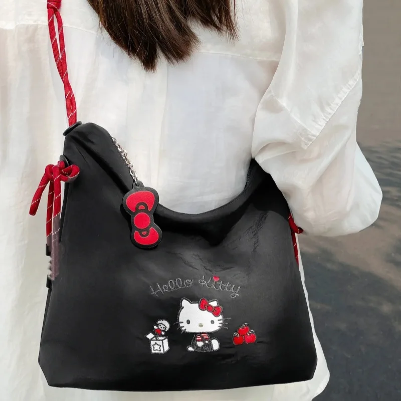 Sanrio Hello Kitty Tas Tangan Hitam Antik Gaya Y2K untuk Wanita Tas Tangan Anak Perempuan Populer Tas Tote Tas Penyimpanan Makeup Hadiah Tote Tren
