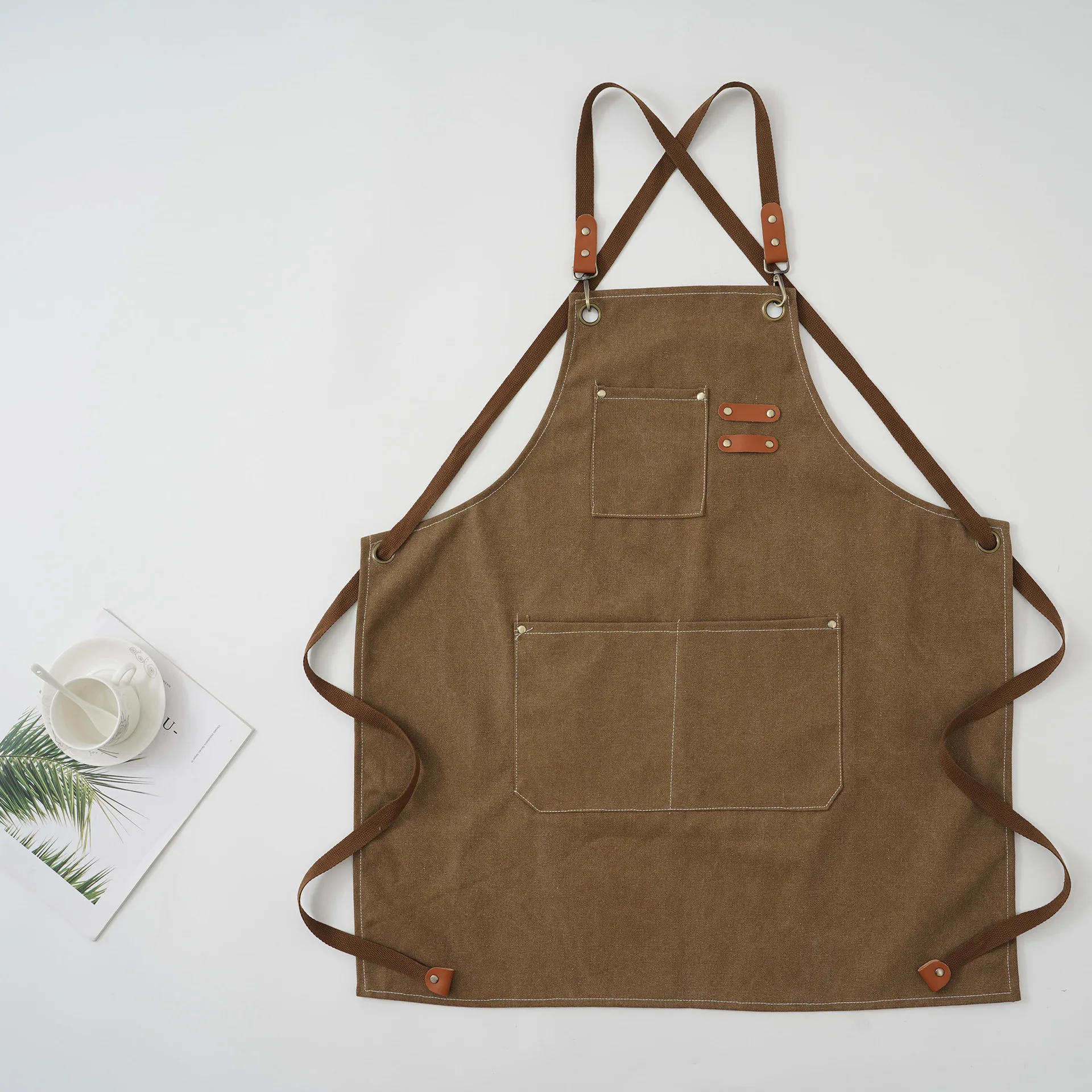 Thick canvas apron, kitchen, coffee, hair salon, carpenter, horticultural worker, denim strap, cotton apron