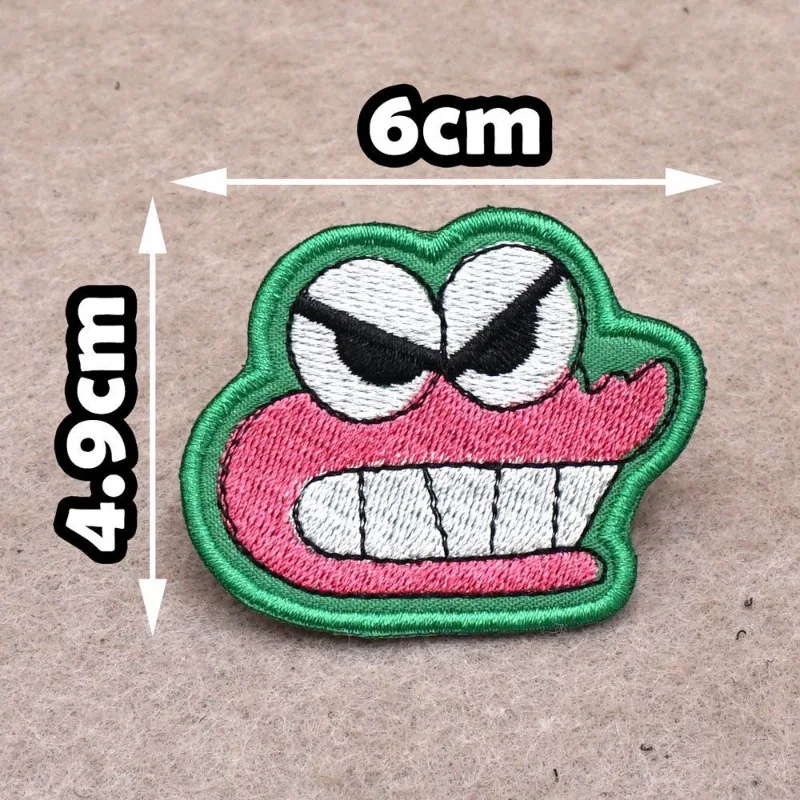 ملصقات قماشية مطرزة بتصميم كرت - مراجعة Embroidery Patches وسعره