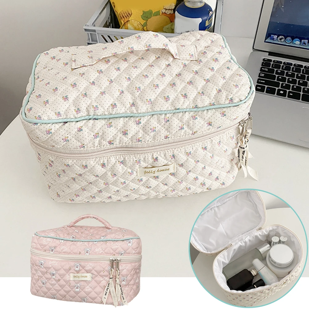 Borsa per il trucco in cotone borsa per cosmetici da viaggio grande borsa per cosmetici trapuntata Coquette estetica floreale articoli da toeletta